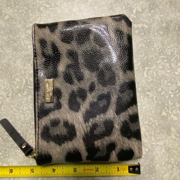 Kate Spade leopard print clutch - Picture 3 of 5